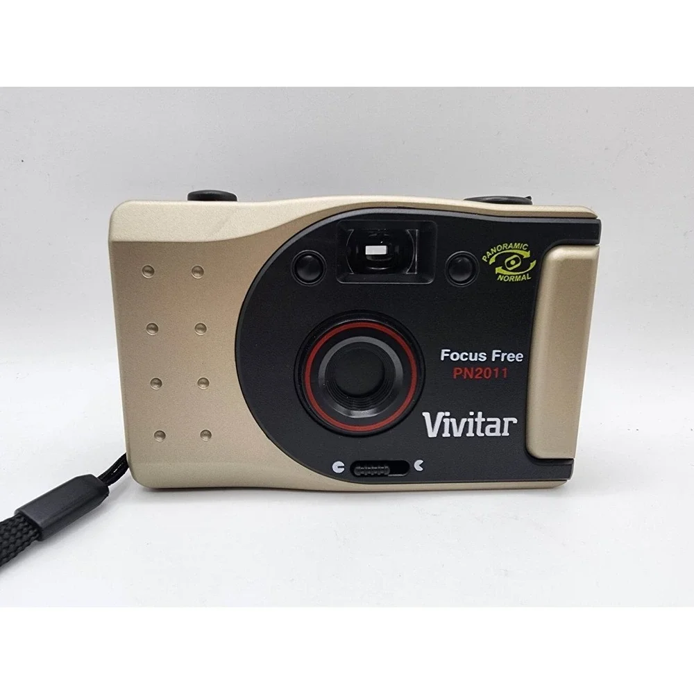 VIVITAR PN2011 35mm Camera Panoramic Focus Free Point & Shoot w/Case - Untested